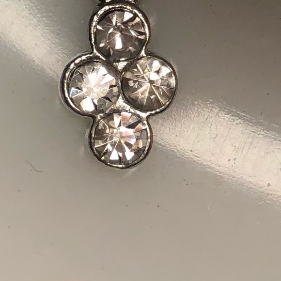 🔥4/$20 Crystal rhinestone pendant - Picture 2 of 3